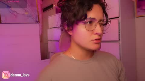Danna Lovs online show from June 8, 9:16 pm