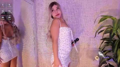Danna Ortega online show from June 11, 11:30 am