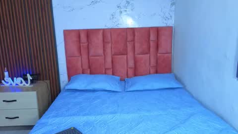 danna_peters online show from November 26, 8:27 pm