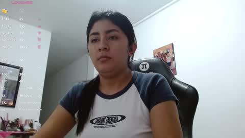 Danna online show from December 15, 2:40 am