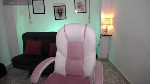 Danna online show from January 5, 10:35 pm