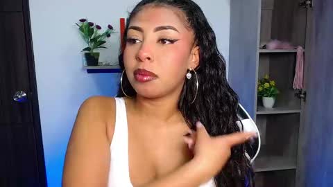 Danna online show from October 25, 10:14 am