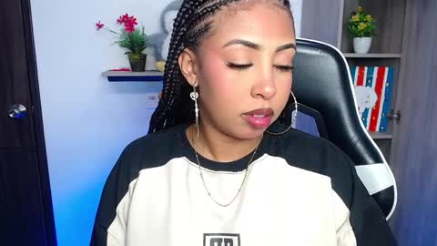 Danna online show from April 1, 2:03 pm