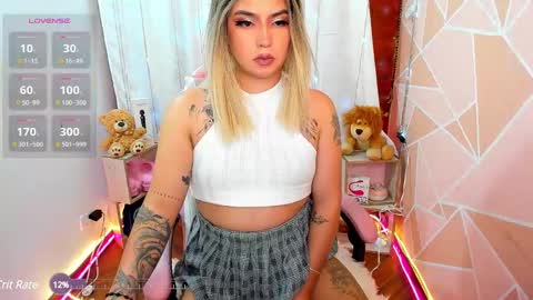 dannia_13 online show from March 11, 7:57 am