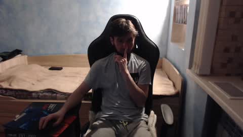 Danny online show from January 21, 4:43 am