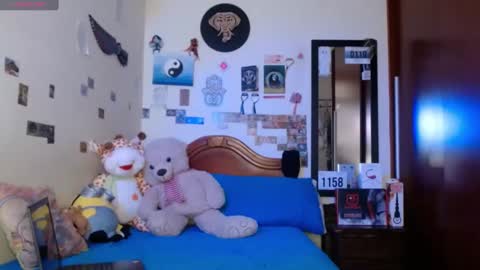 Snapshot of danny__phantom chatting on March 3, 8:54 pm phantom555 online show from March 3, 8:54 pm