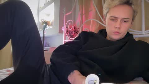 danny online show from December 4, 2:16 pm