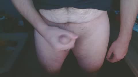 Snapshot of dannyboyx69 chatting on January 3, 5:28 am dannyboyx69 online show from January 3, 5:28 am