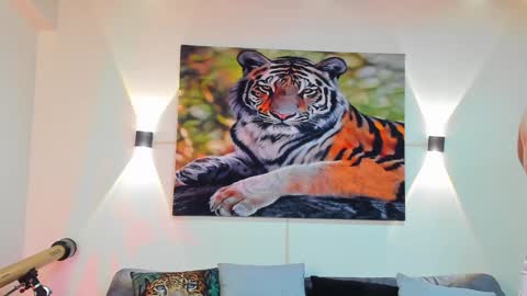 DANTE online show from December 6, 3:35 am