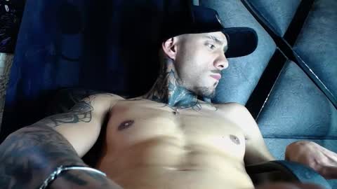dante_d_angelo_ online show from March 10, 7:45 am