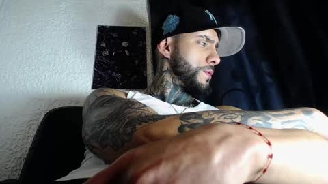 dante_d_angelo_ online show from October 8, 5:13 am