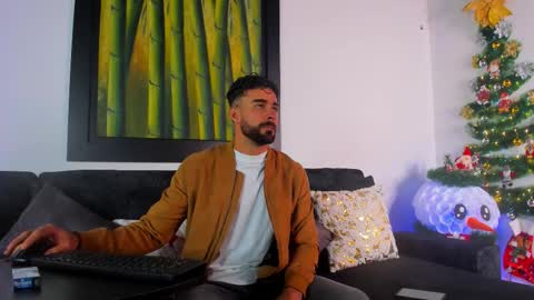 Dante Sstrong online show from December 18, 11:16 am