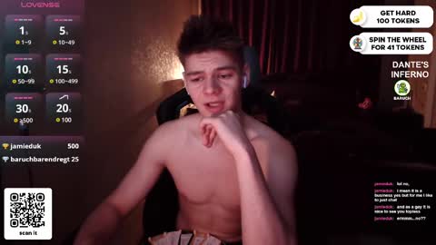 Snapshot of dantebigboi chatting on March 2, 7:45 pm Daniel online show from March 2, 7:45 pm