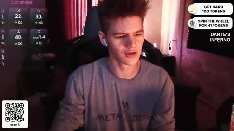 Snapshot of dantebigboi chatting on March 11, 4:30 am Daniel online show from March 11, 4:30 am