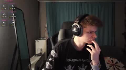 Snapshot of dantebigboi chatting on September 30, 12:26 pm Daniel online show from September 30, 12:26 pm