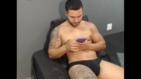 dantebrown1 online show from February 26, 4:16 am