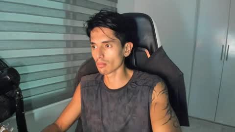 X Dante7373574 online show from March 27, 1:00 am