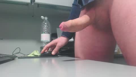 Snapshot of danyblueyes71 chatting on February 26, 6:26 pm Dany online show from February 26, 6:26 pm