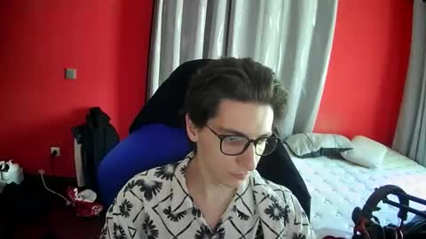 danywhiteyb online show from April 22, 1:51 pm