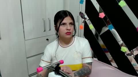 daphne877046 online show from January 15, 4:32 am