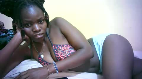 daphne online show from March 26, 11:59 am