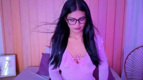 Daphne online show from November 28, 3:36 am