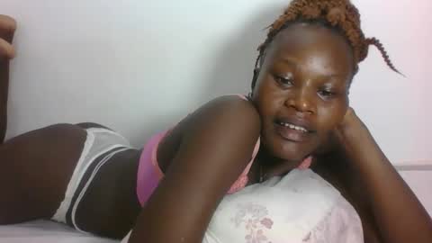 ESTHER online show from January 31, 7:11 pm