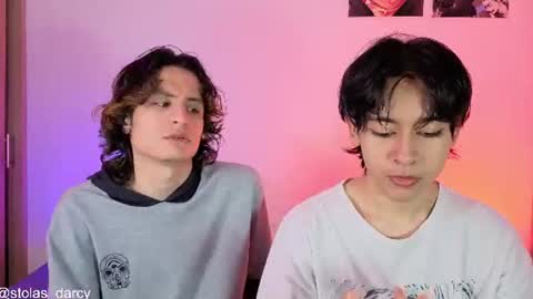 darcy_and_stolas online show from June 27, 7:47 am