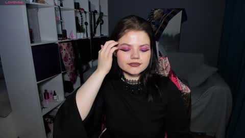 Dari the it woman online show from January 25, 12:06 am