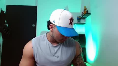 Darius Phoenix  online show from December 2, 10:30 pm