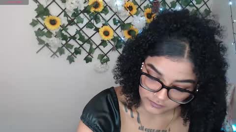dark_flama online show from May 16, 12:51 am