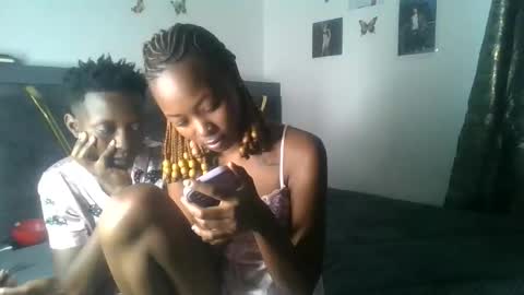 dark_mellanin online show from June 8, 1:34 pm