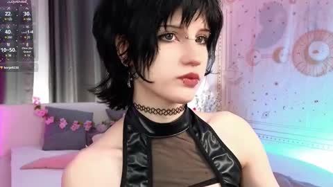 Snapshot of dark_vamp_ chatting on March 10, 12:17 pm Vamp  online show from March 10, 12:17 pm