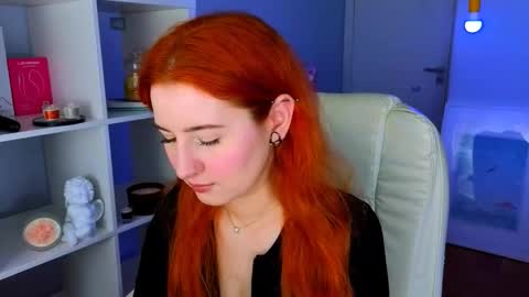 darkmoon____ online show from January 10, 6:46 pm