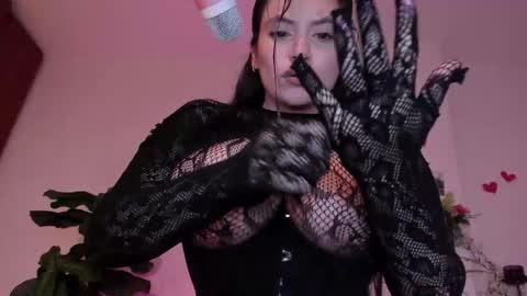 darknes_lilith18 online show from February 25, 11:30 pm