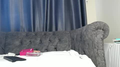 darktanqueen online show from November 12, 9:22 am