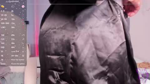 Darle Volant online show from October 10, 3:34 am