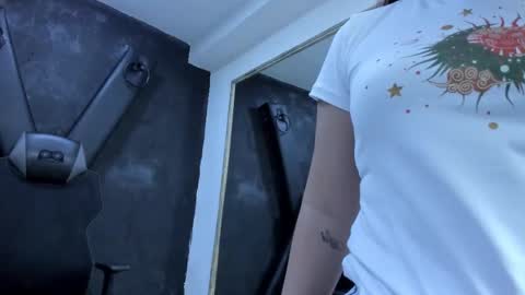 Darling online show from February 8, 1:47 pm