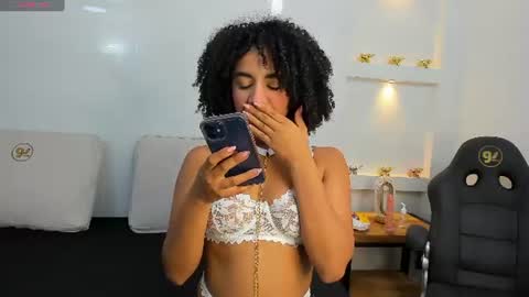 Darly online show from June 11, 7:45 pm