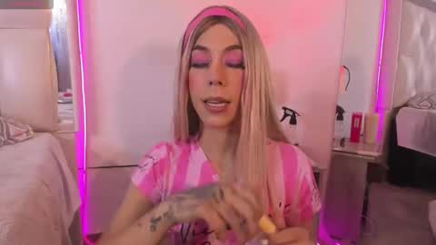 darlyn_tenderhot__ online show from March 11, 6:33 pm