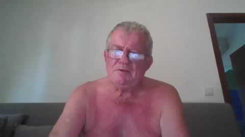 darwincock online show from April 12, 5:33 am