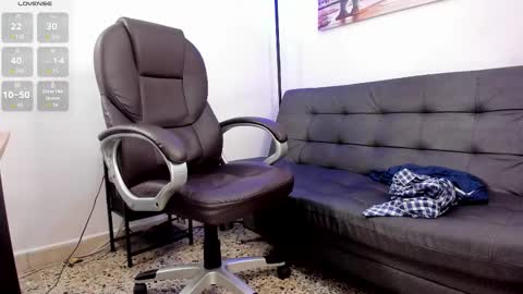 Snapshot of dash_bukoski chatting on October 24, 11:44 am Dash online show from October 24, 11:44 am