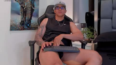 Dash online show from February 19, 12:26 pm