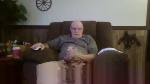 Snapshot of dave571960 chatting on January 9, 12:41 pm dave571960 online show from January 9, 12:41 pm