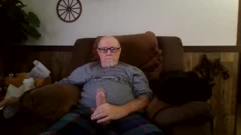 Snapshot of dave571960 chatting on October 5, 11:07 am dave571960 online show from October 5, 11:07 am