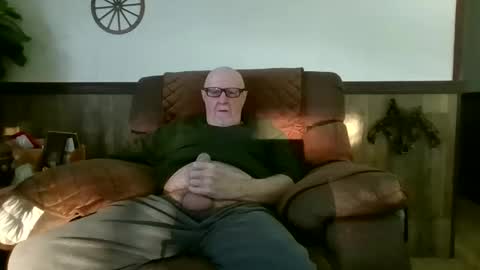 dave571960 online show from April 23, 10:34 am