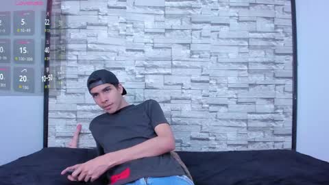 dave_925_ online show from April 6, 6:09 pm