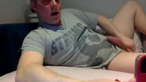 daveb709709709 online show from April 4, 2:51 am