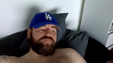 davehw1993 online show from October 27, 5:51 am