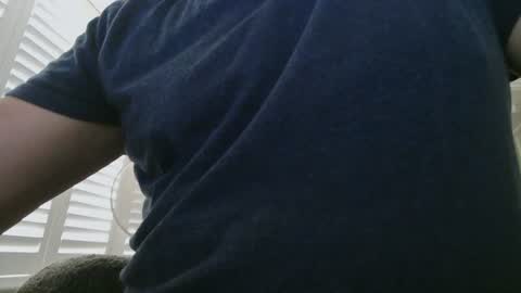 davesu12345 online show from June 24, 7:43 pm